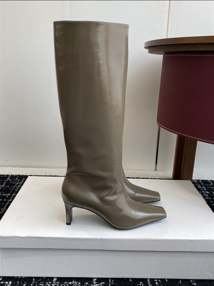 20251128174411719 480